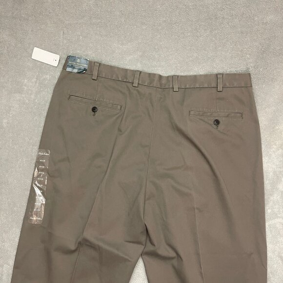 NWT Brooks Brothers Mens Advantage Chino Elliott Gray Dress Pants 42x32 Pleated - Picture 13 of 14